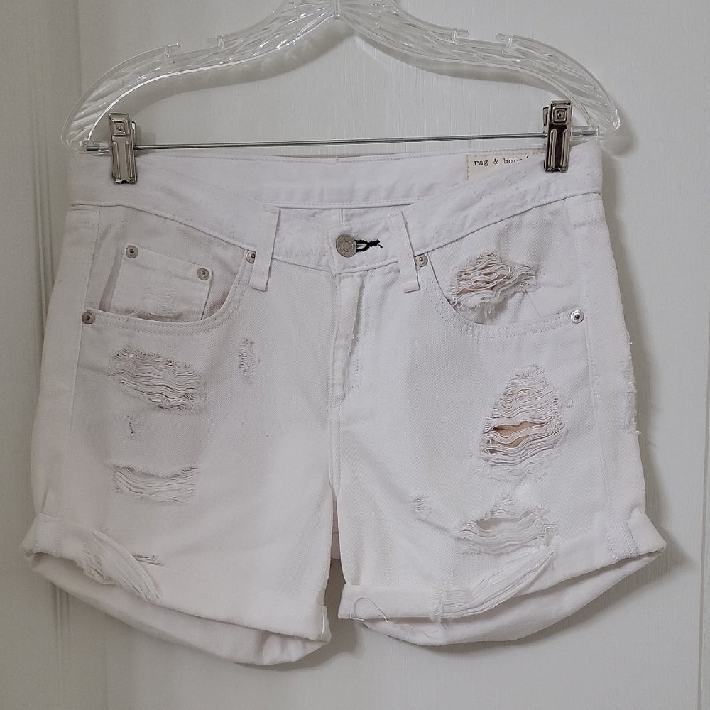 Rag & Bone Size 25 Off-White Denim Distressed Boyfriend Shorts Gently Used Cond.